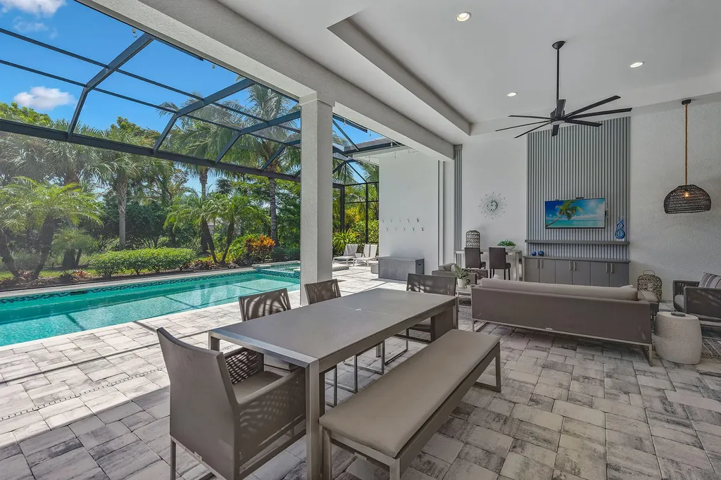 3156 Capistrano Lane Naples FL 34114