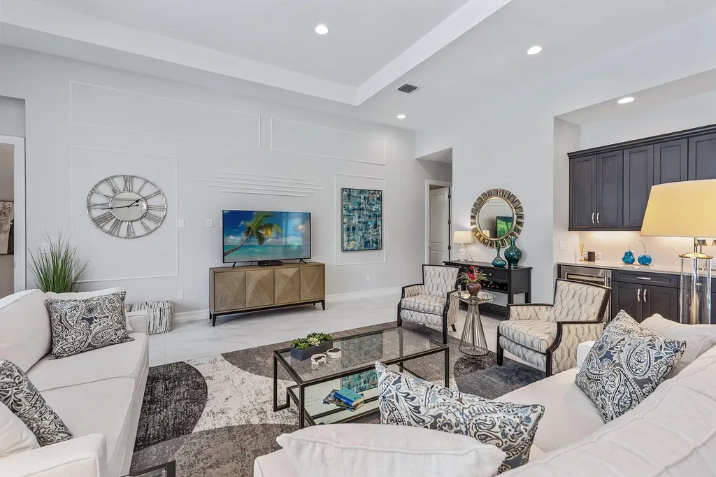 3156 Capistrano Lane Naples FL 34114