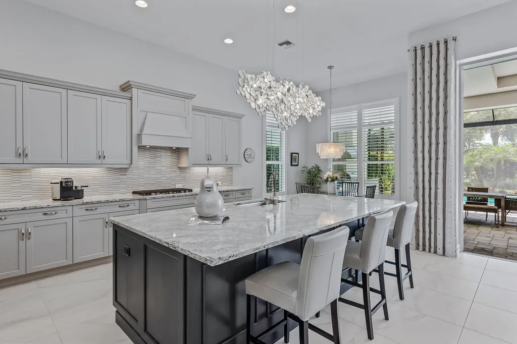 3156 Capistrano Lane Naples FL 34114