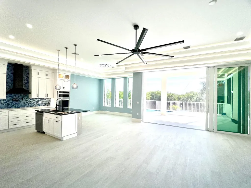 1861 Dogwood Drive Marco Island FL 34145