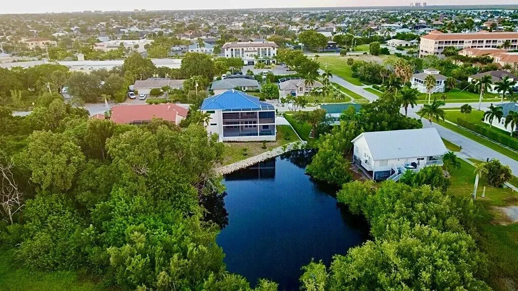 1861 Dogwood Drive Marco Island FL 34145