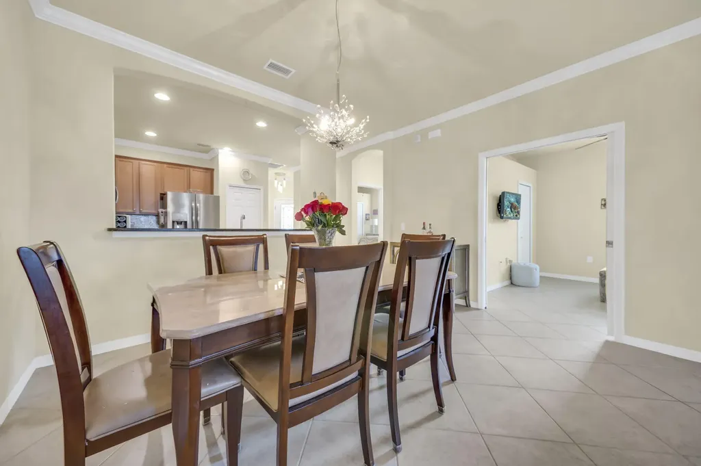 14560 Grapevine Drive Naples FL 34114