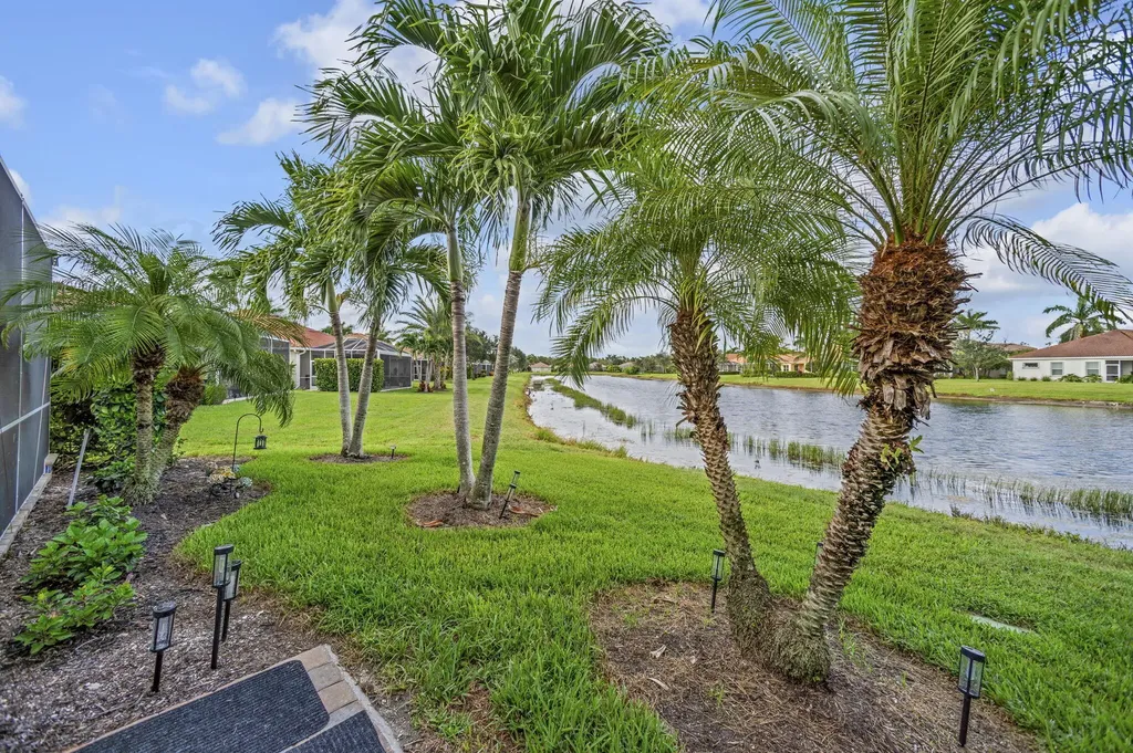 14560 Grapevine Drive Naples FL 34114