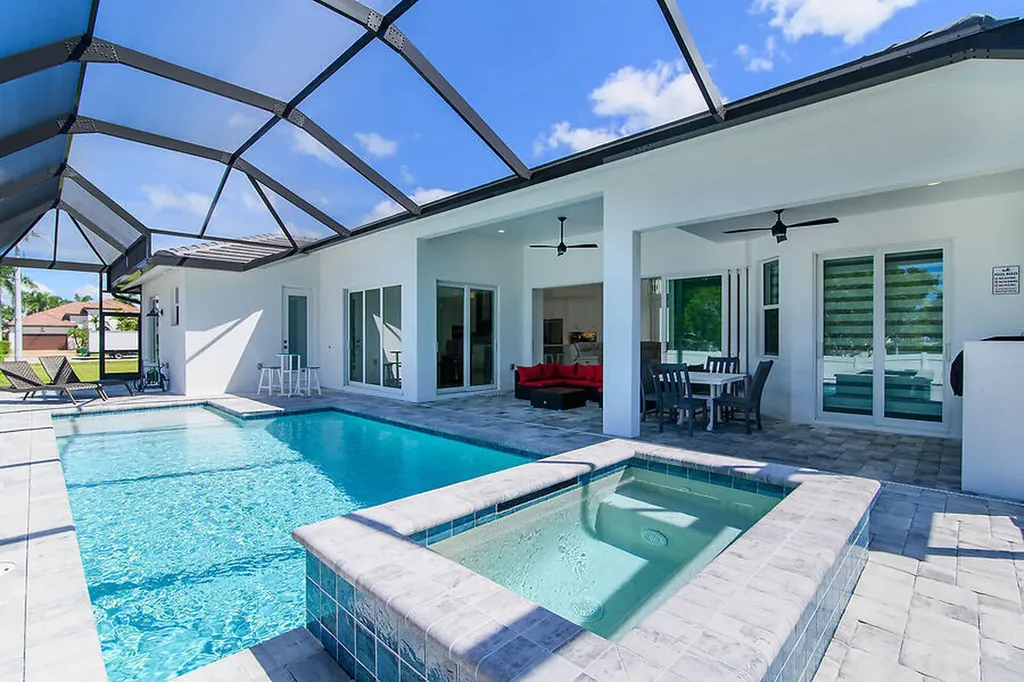 108 Gulfstream Street Marco Island FL 34145