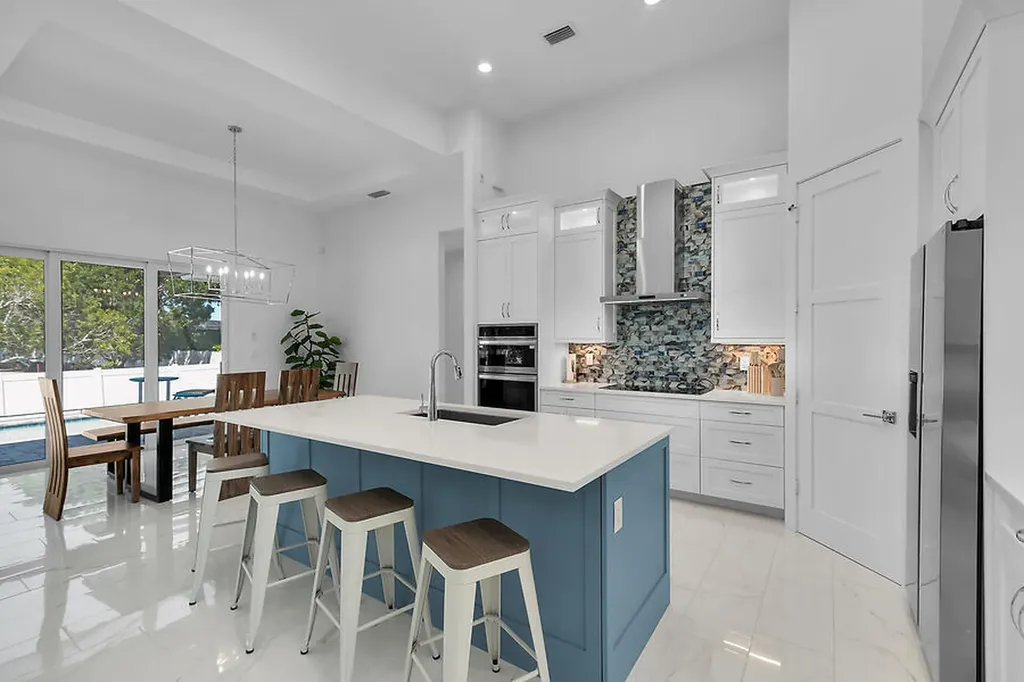 108 Gulfstream Street Marco Island FL 34145