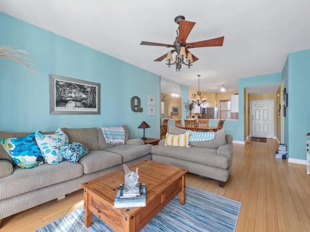 1336 Mainsail Naples FL 34114