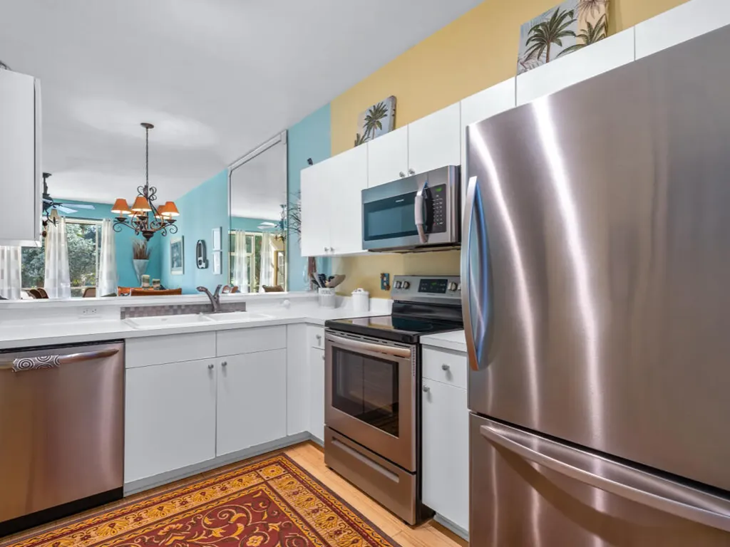 1336 Mainsail Naples FL 34114