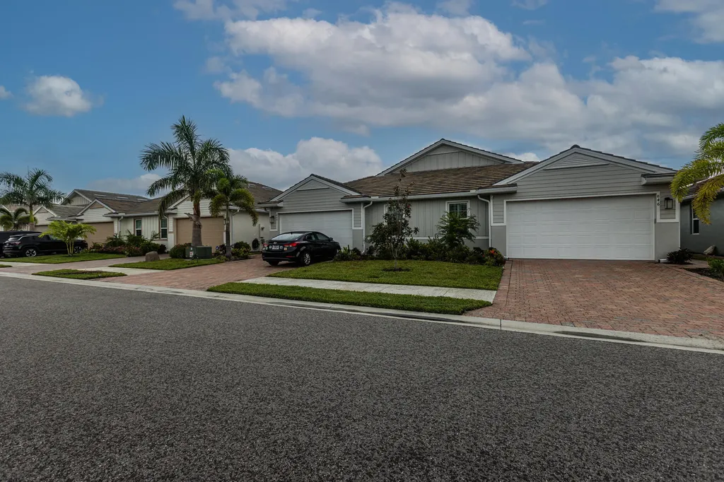 846 Enbrook Naples FL 34114