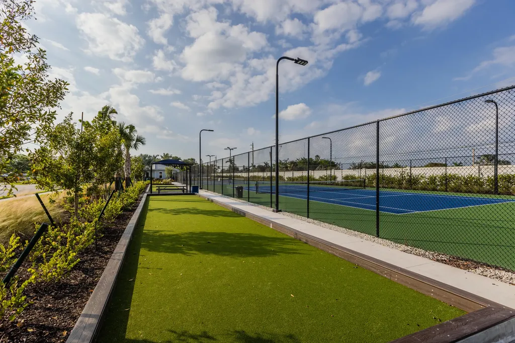 846 Enbrook Naples FL 34114