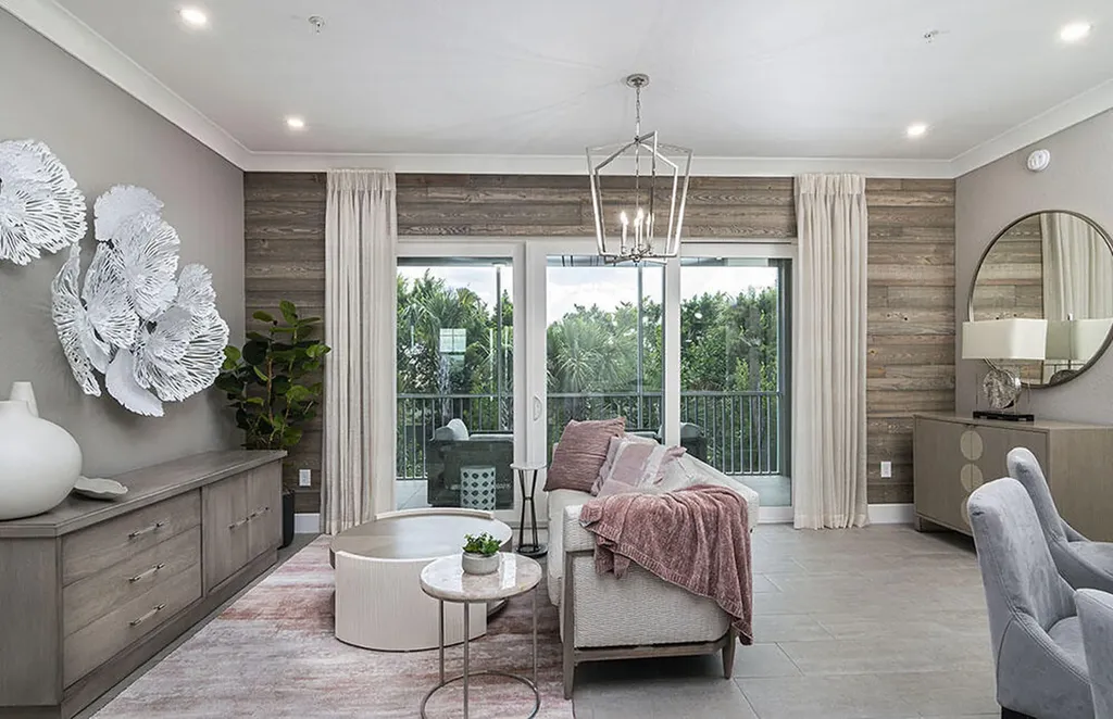 280 Indies Drive E Naples FL 34114