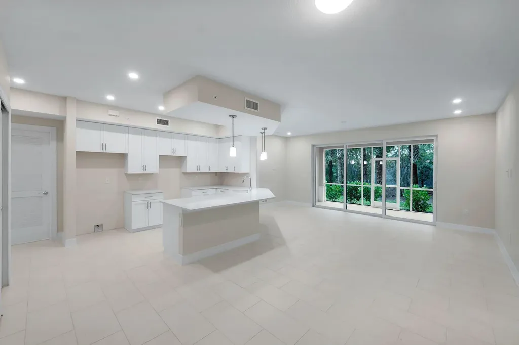 280 Indies Drive E Naples FL 34114