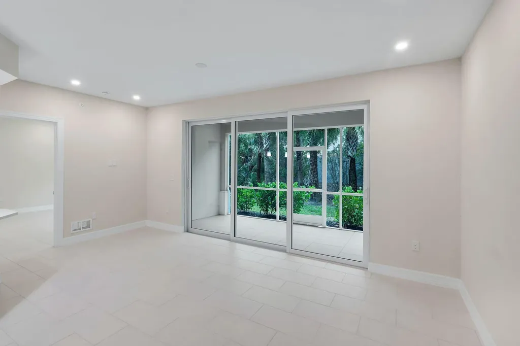 280 Indies Drive E Naples FL 34114