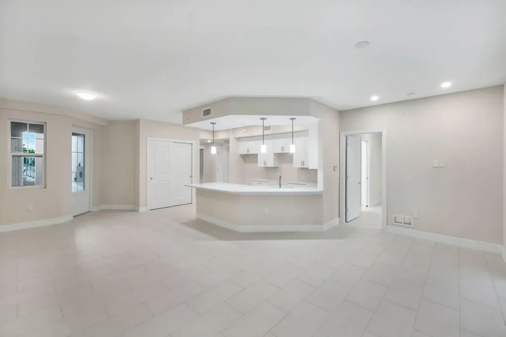 286 Indies Drive E Naples FL 34114