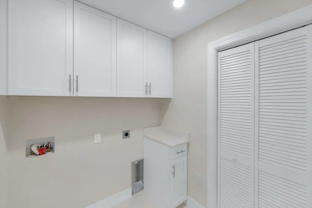 286 Indies Drive E Naples FL 34114