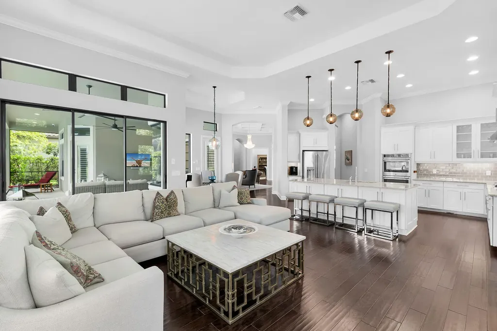 3193 Olympia Lane Naples FL 34114