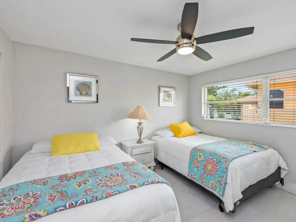 291 W Flamingo Circle Marco Island FL 34145