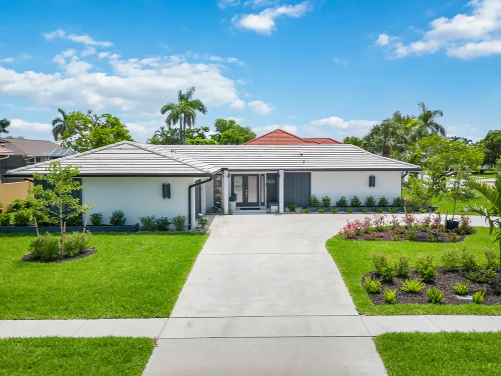 291 W Flamingo Circle Marco Island FL 34145