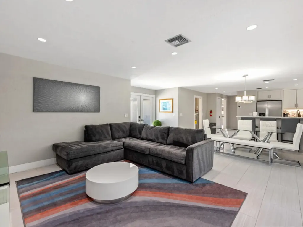 291 W Flamingo Circle Marco Island FL 34145