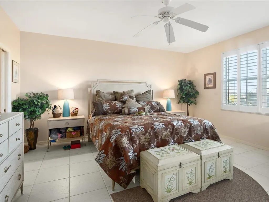 269 Vintage Bay Marco Island FL 34145