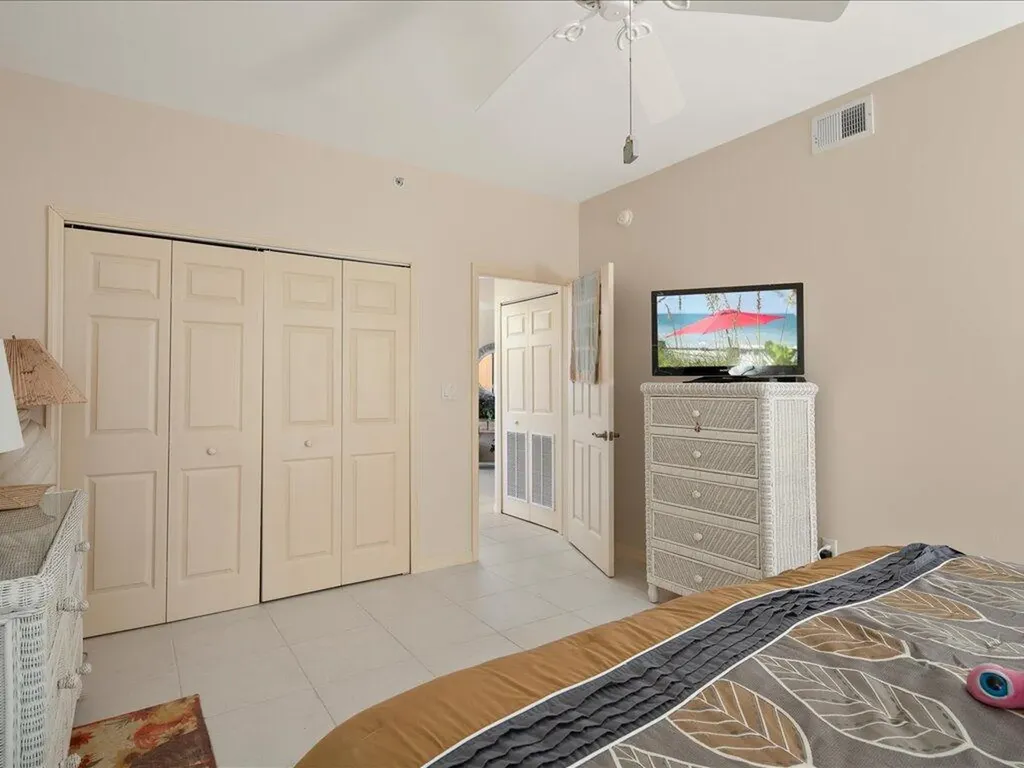 269 Vintage Bay Marco Island FL 34145