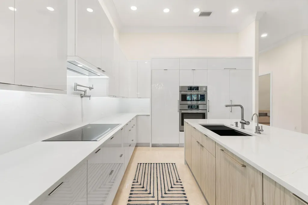 5962 Hammock Isles Circle Naples FL 34119