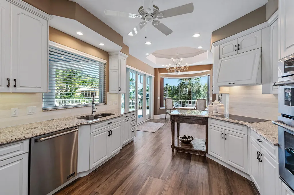 482 Clifton Court Marco Island FL 34145