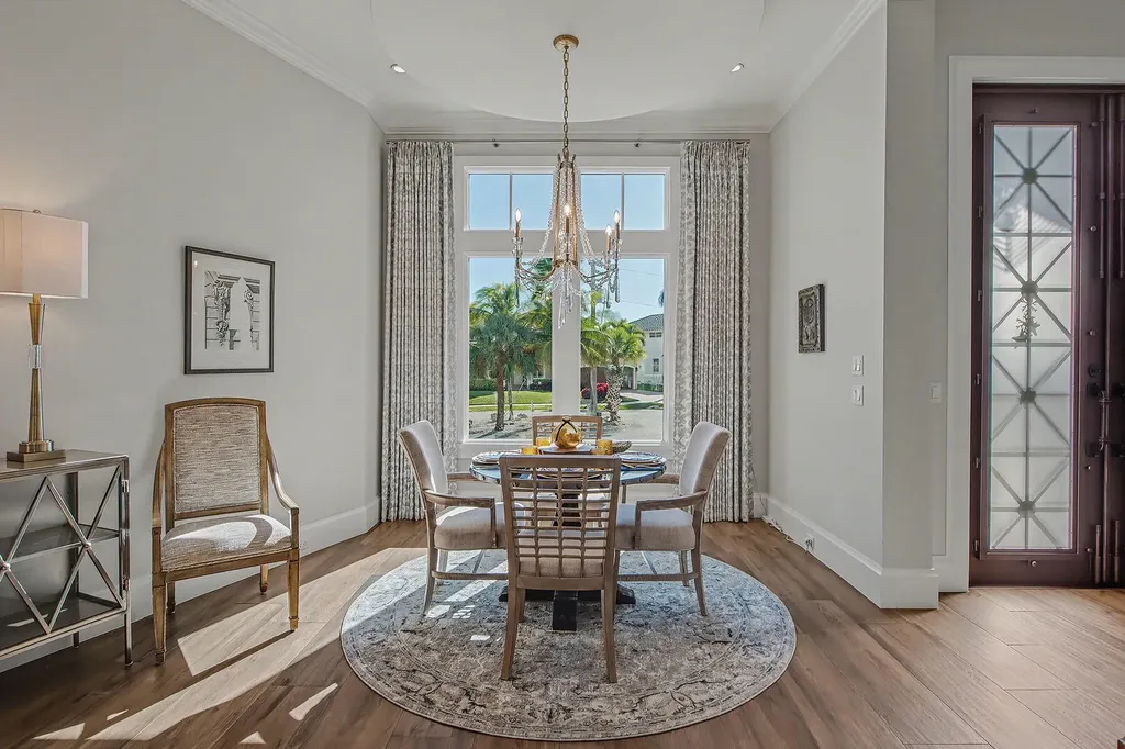 482 Clifton Court Marco Island FL 34145