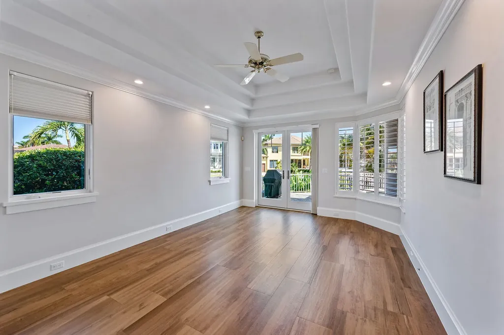 482 Clifton Court Marco Island FL 34145