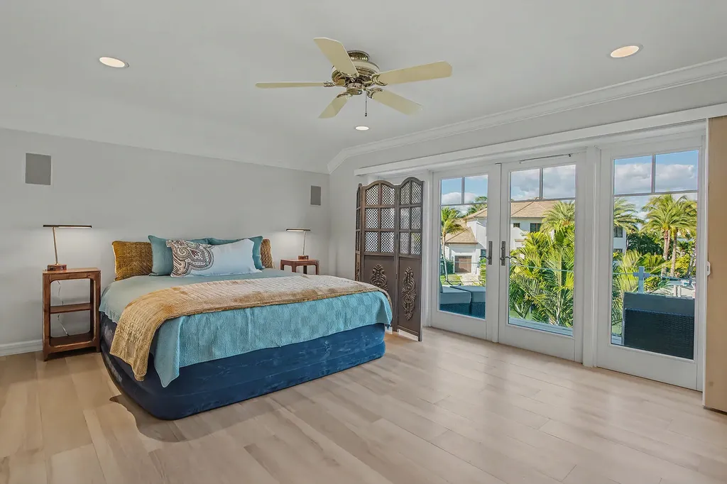 482 Clifton Court Marco Island FL 34145