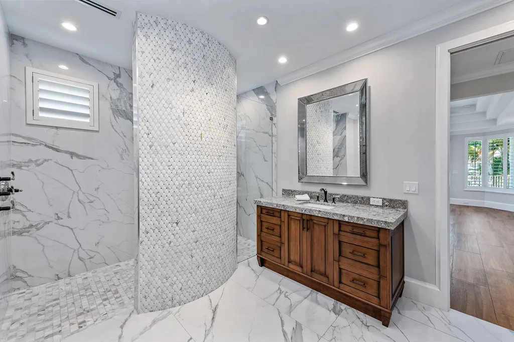 482 Clifton Court Marco Island FL 34145