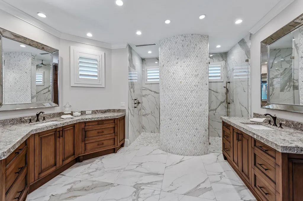 482 Clifton Court Marco Island FL 34145