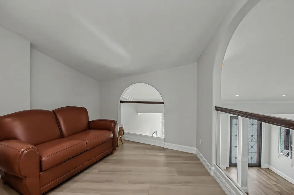 482 Clifton Court Marco Island FL 34145