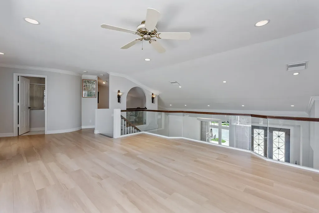 482 Clifton Court Marco Island FL 34145