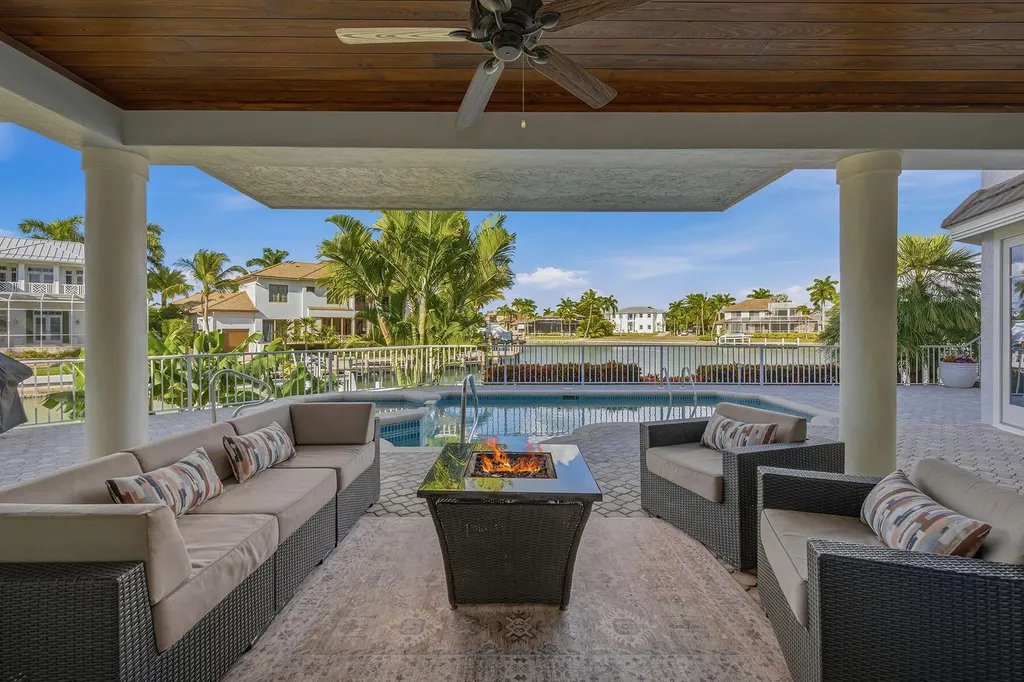 482 Clifton Court Marco Island FL 34145