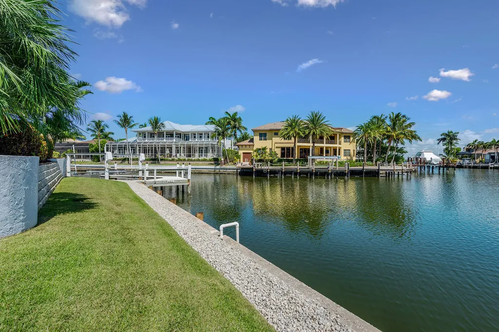 482 Clifton Court Marco Island FL 34145