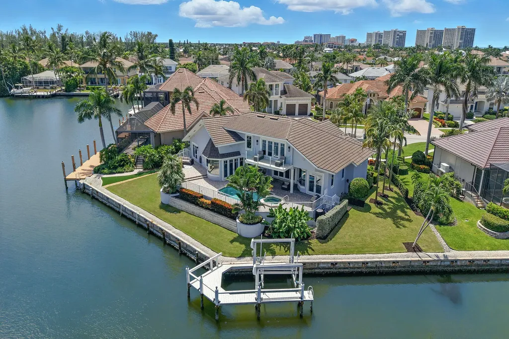 482 Clifton Court Marco Island FL 34145