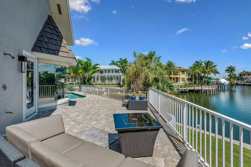 482 Clifton Court Marco Island FL 34145