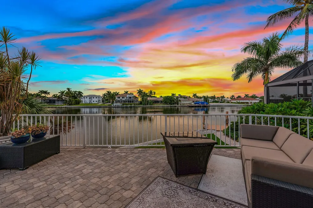 482 Clifton Court Marco Island FL 34145