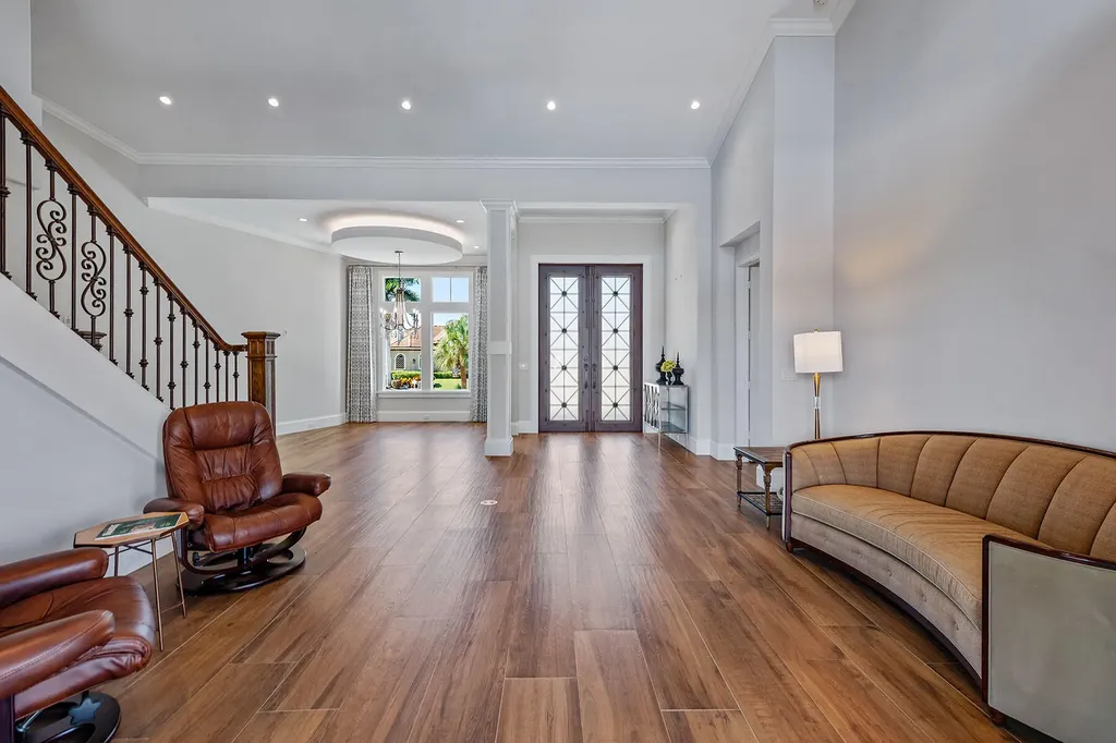 482 Clifton Court Marco Island FL 34145