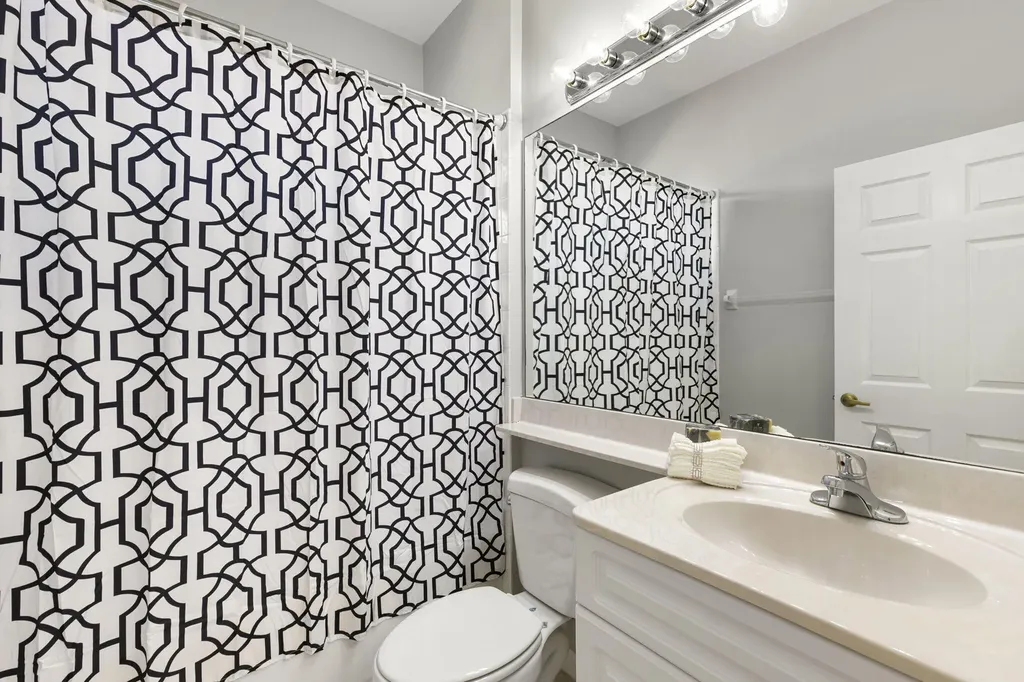 25050 Peacock Naples FL 34114