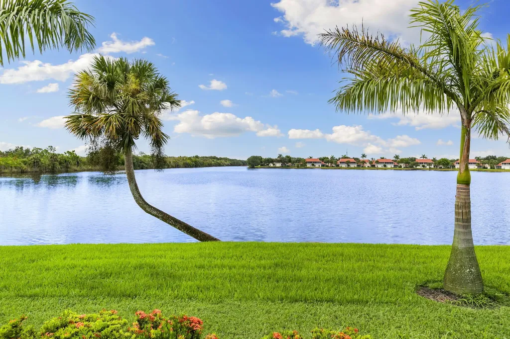 25050 Peacock Naples FL 34114