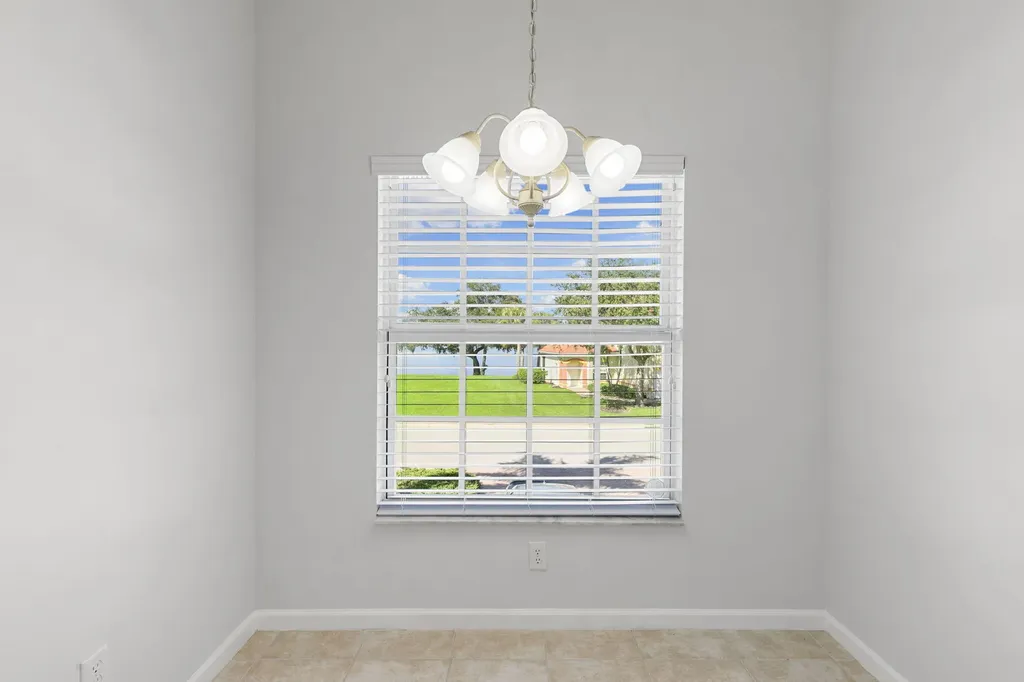 25050 Peacock Naples FL 34114