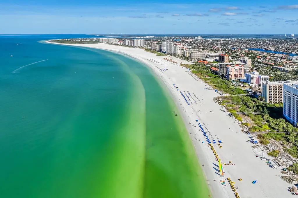 44 Greenbrier Marco Island FL 34145