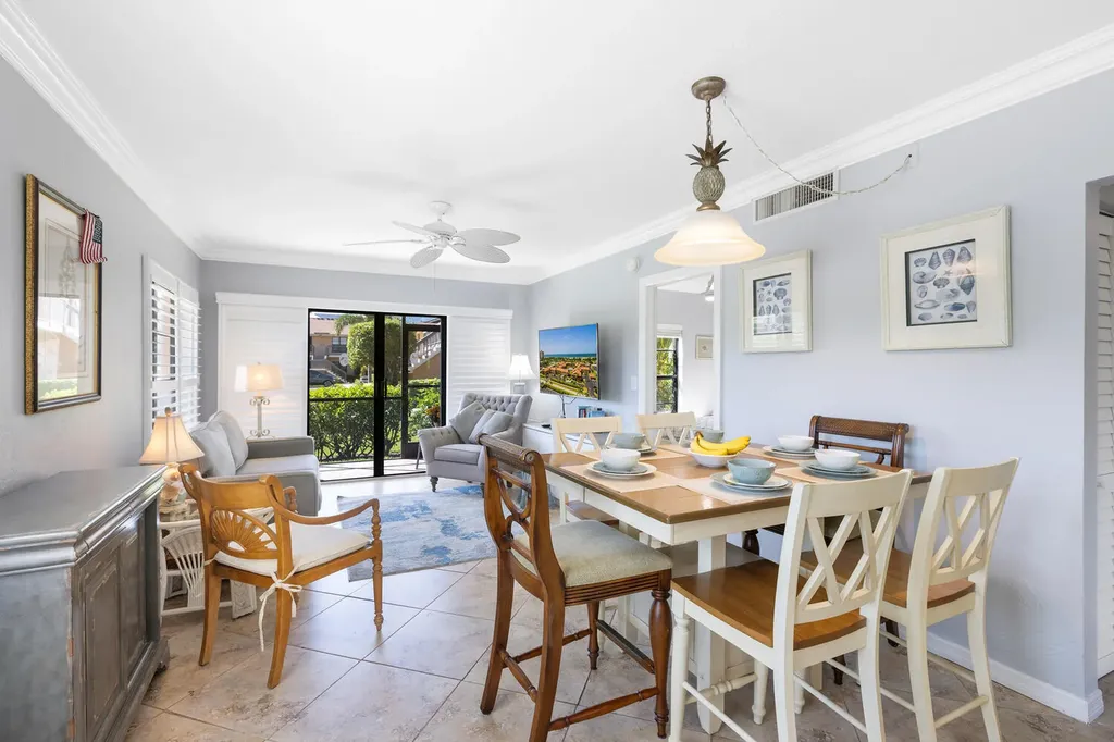 44 Greenbrier Marco Island FL 34145