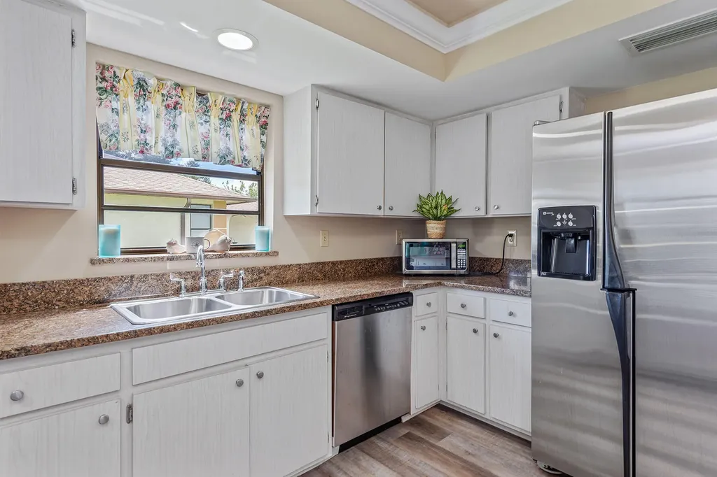 4841 Molokai Drive Naples FL 34112