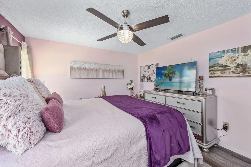 4841 Molokai Drive Naples FL 34112