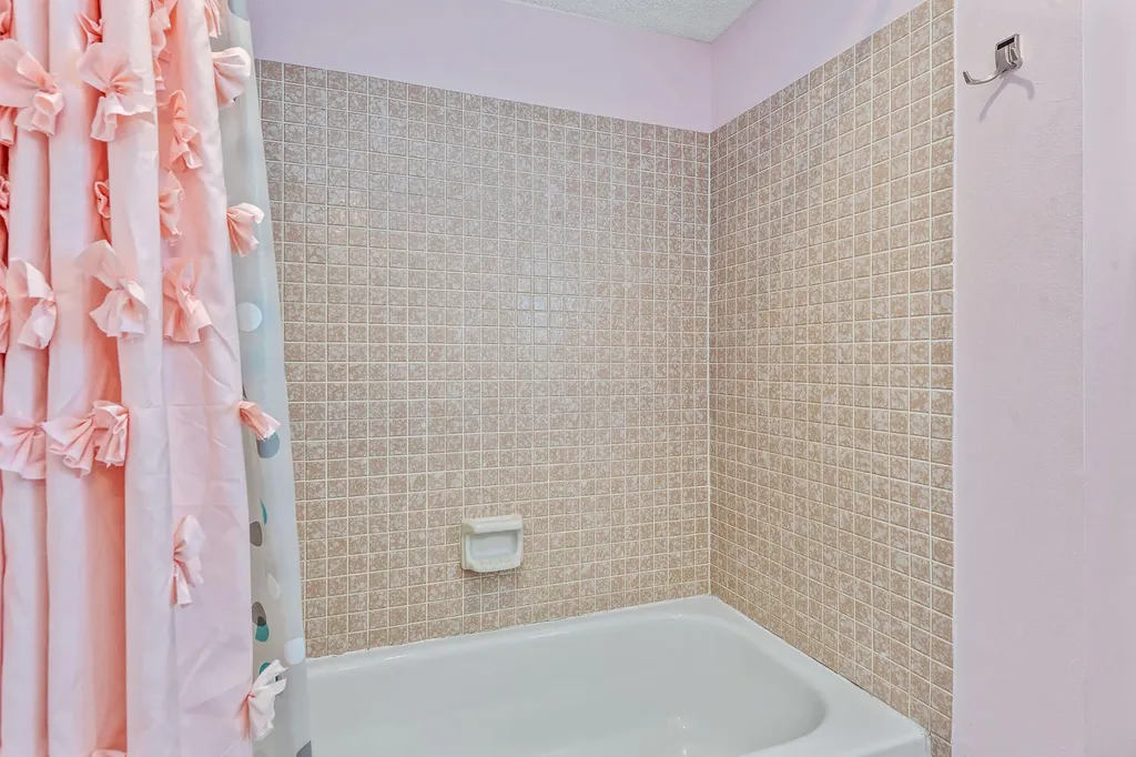 4841 Molokai Drive Naples FL 34112