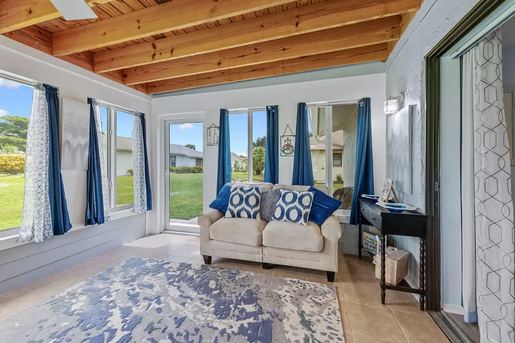 4841 Molokai Drive Naples FL 34112