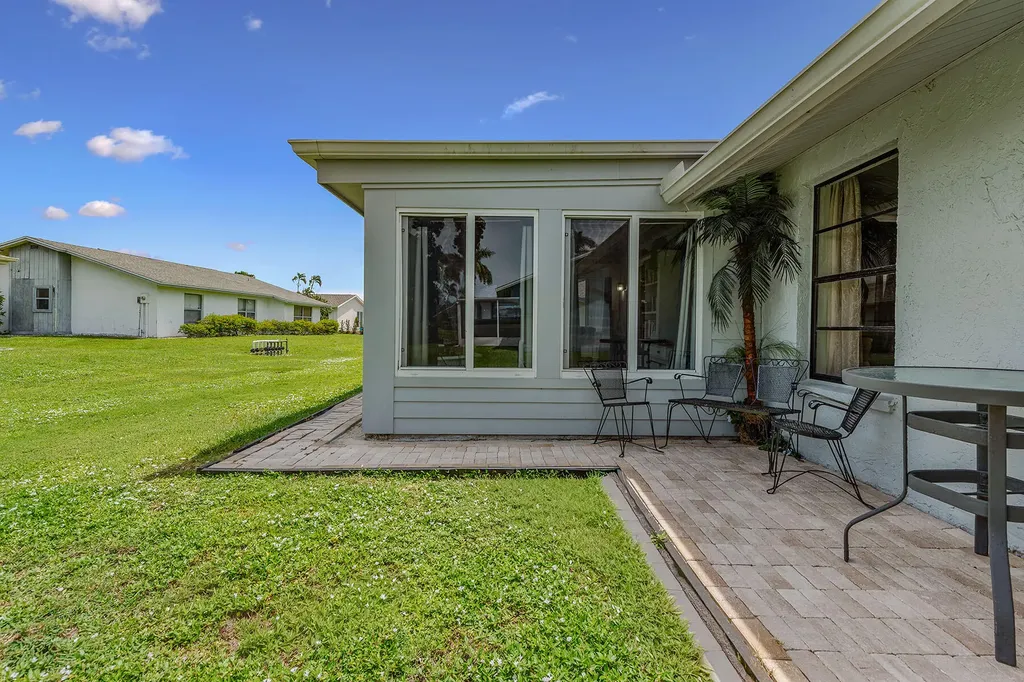 4841 Molokai Drive Naples FL 34112