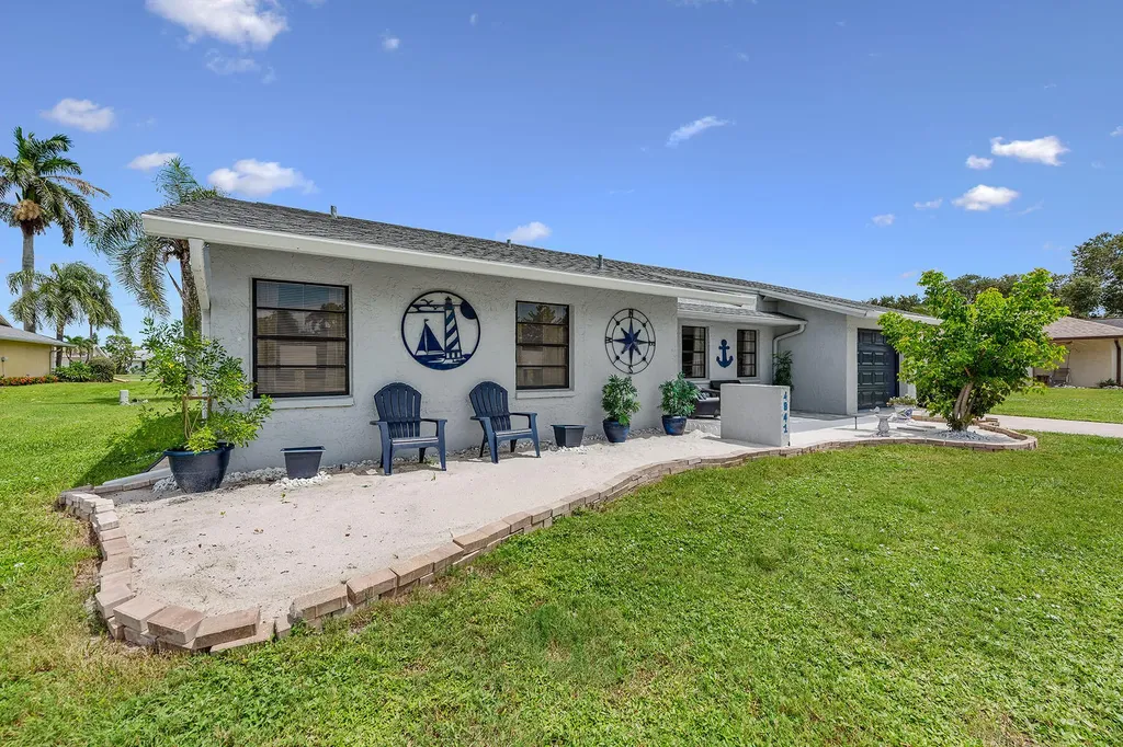 4841 Molokai Drive Naples FL 34112